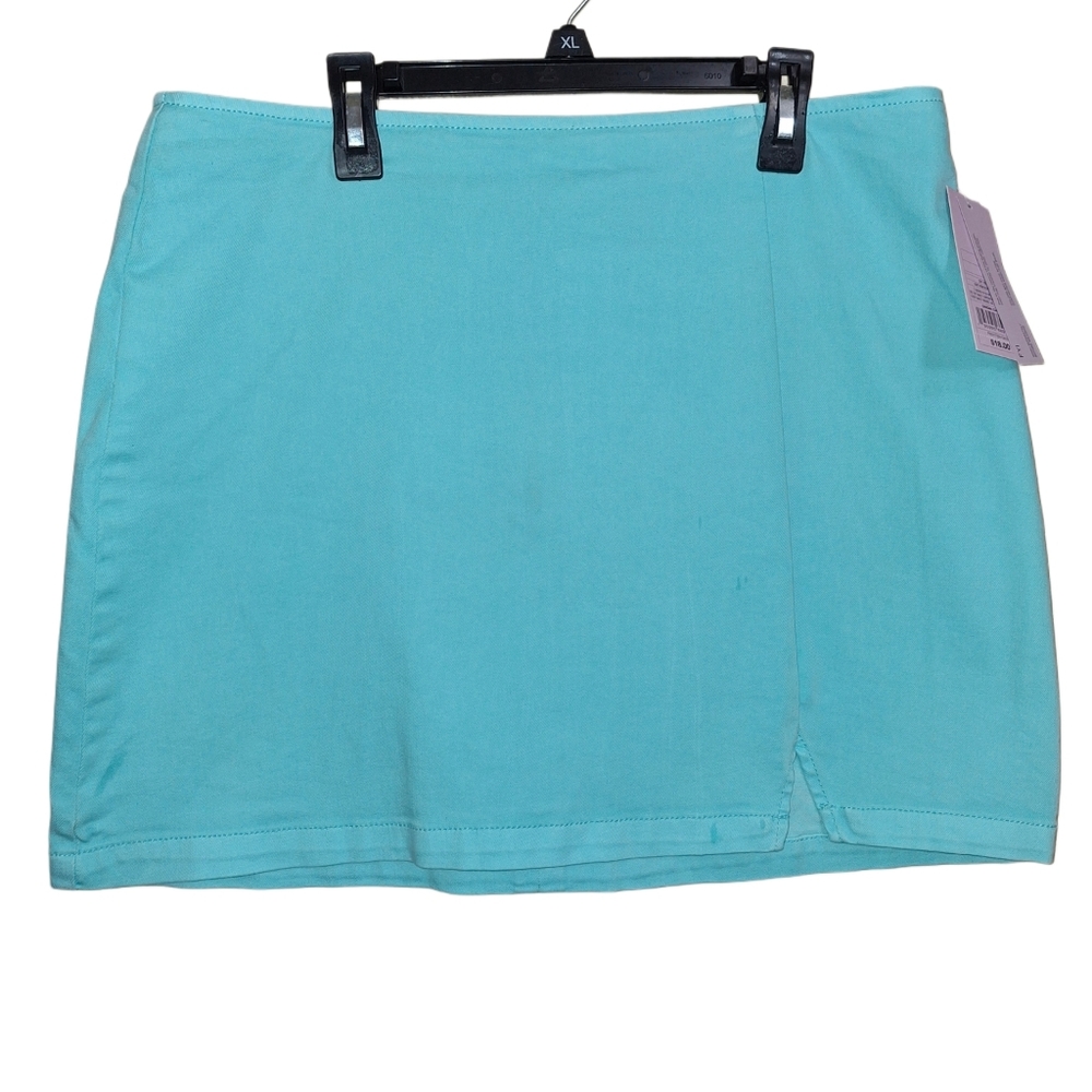 WILD FABLE SKIRT..NWT